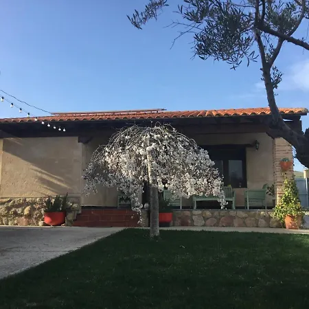 Refugio Con Casitas Infantiles Zamora Exterior photo